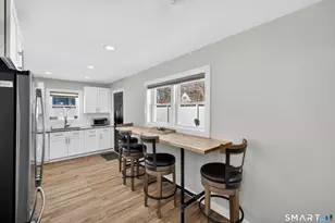 22 Woodlawn Ave, Waterford, CT 06385 - Photo 11