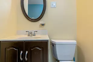 55 Bronx Ave, Waterbury, CT 06705 - Photo 23