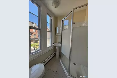 35 Cliff Street, Norwich, CT 06360 - Photo 7