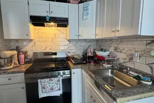 35 Cliff St, Norwich, CT 06360 - Photo 5