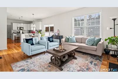 79 Cambridge Court #79, Simsbury, CT 06070 - Photo 3