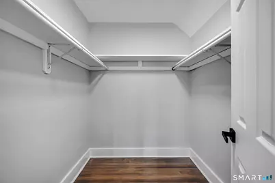 1054 Cooke Street, Waterbury, CT 06704 - Photo 17