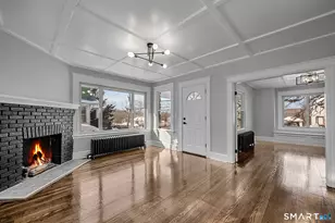 1054 Cooke St, Waterbury, CT 06704 - Photo 5