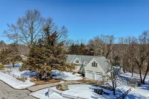 8 Hickory Ct, Colchester, CT 06415 - Photo 39