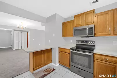 1011 Twin Circle Drive #1011, South Windsor, CT 06074 - Photo 19