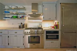 3 Lilac Ln, Sharon, CT 06069 - Photo 3