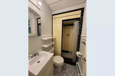 227 Broadway, Norwich, CT 06360 - Photo 7