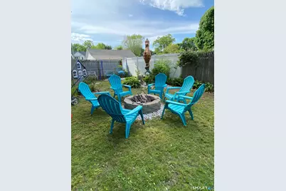 39 Middletown Avenue, Old Saybrook, CT 06475 - Photo 13