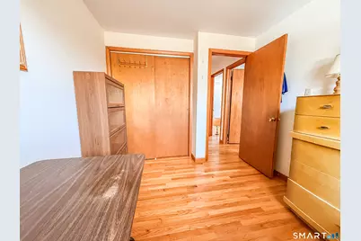 27 Londonderry Drive, Wallingford, CT 06492 - Photo 9