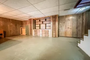 27 Londonderry Dr, Wallingford, CT 06492 - Photo 11