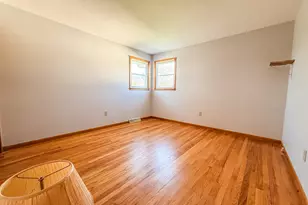 27 Londonderry Dr, Wallingford, CT 06492 - Photo 9