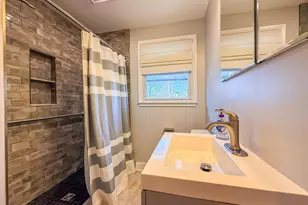 27 Londonderry Dr, Wallingford, CT 06492 - Photo 7