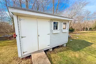 27 Londonderry Dr, Wallingford, CT 06492 - Photo 17