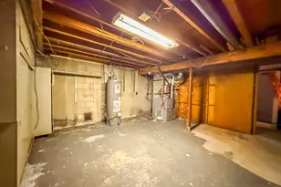 27 Londonderry Dr, Wallingford, CT 06492 - Photo 15