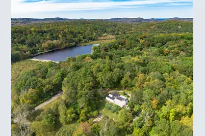 26 Chalburn Road, Redding, CT 06896 - Photo 25