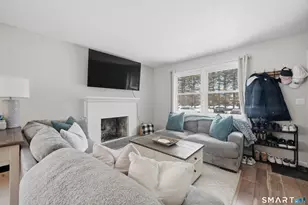 188 Post Office Rd, Enfield, CT 06082 - Photo 7