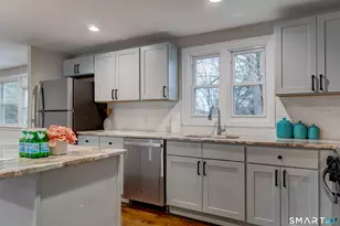 669 Hartford Tpke, Hamden, CT 06517 - Photo 9