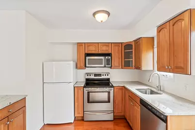 120 Wooster Street #APT V, New Haven, CT 06511 - Photo 11