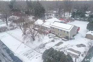 15 Coral Dr, Shelton, CT 06484 - Photo 1