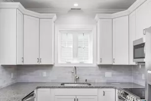 928 Reef Rd, Fairfield, CT 06824 - Photo 7