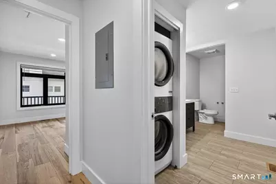 32-1/2 Village Road, Milford, CT 06460 - Photo 11