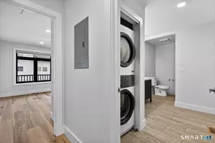 32-1/2 Village Rd, Milford, CT 06460 - Photo 11