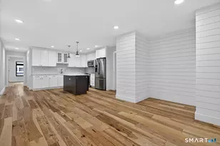 32-1/2 Village Rd, Milford, CT 06460 - Photo 5