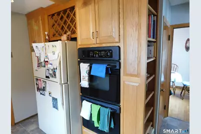 34 Cornwall Drive, Windsor Locks, CT 06096 - Photo 3