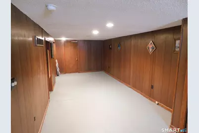 34 Cornwall Drive, Windsor Locks, CT 06096 - Photo 11