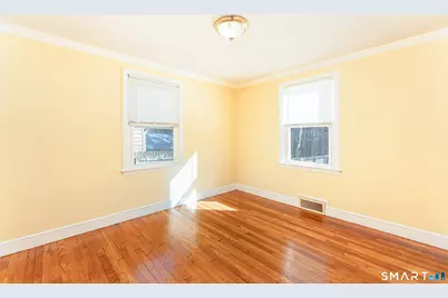 438 Atwood Avenue, Waterbury, CT 06705 - Photo 9
