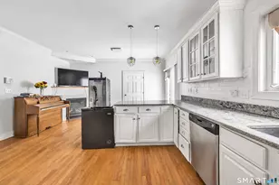 240 Highland Ave, Stratford, CT 06614 - Photo 17