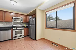 503 Mill Pond Dr, South Windsor, CT 06074 - Photo 9