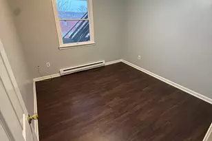 52 Crown St, Naugatuck, CT 06770 - Photo 3