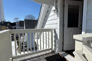 87 Hill St, Shelton, CT 06484 - Photo 1