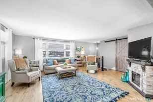 9 Hale Rd, Enfield, CT 06082 - Photo 3