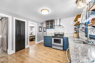 9 Hale Rd, Enfield, CT 06082 - Photo 11