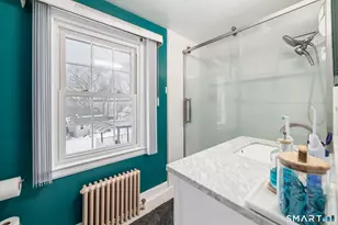 43 Bateswood Rd, Waterbury, CT 06706 - Photo 31