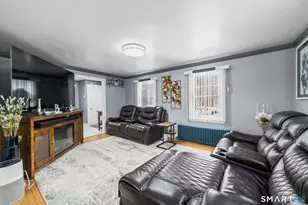 43 Bateswood Rd, Waterbury, CT 06706 - Photo 23