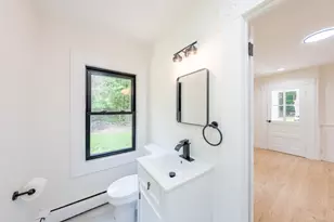 219 Redding Rd, Redding, CT 06896 - Photo 9