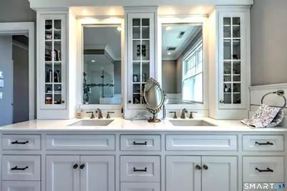 30 Narrow Street, Fairfield, CT 06824 - Photo 29