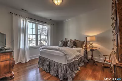 30 Narrow Street, Fairfield, CT 06824 - Photo 31