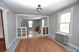 31 Mountain St, Vernon, CT 06066 - Photo 9