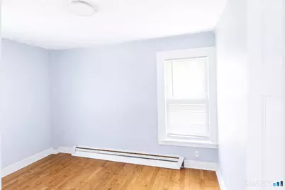 35 Saltonstall Avenue, New Haven, CT 06513 - Photo 7