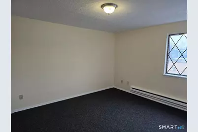 1440 Meriden Road #APT 7, Waterbury, CT 06705 - Photo 5