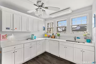 80 Gregory Blvd, Norwalk, CT 06855 - Photo 23