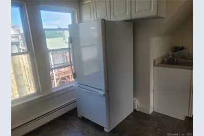 23 Morgan Avenue, Bridgeport, CT 06606 - Photo 5