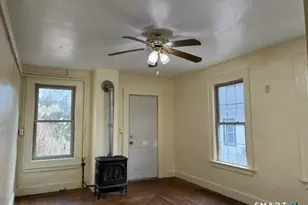 46 W Town St, Norwich, CT 06360 - Photo 9