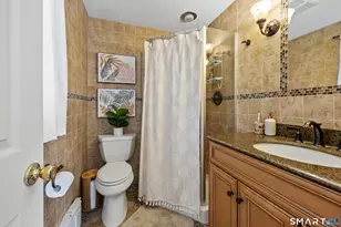 106 Far Horizon Dr, Cheshire, CT 06410 - Photo 19