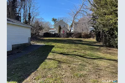 56 Sidney Street, Bridgeport, CT 06606 - Photo 11