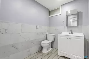 1220 Pembroke St, Bridgeport, CT 06608 - Photo 9